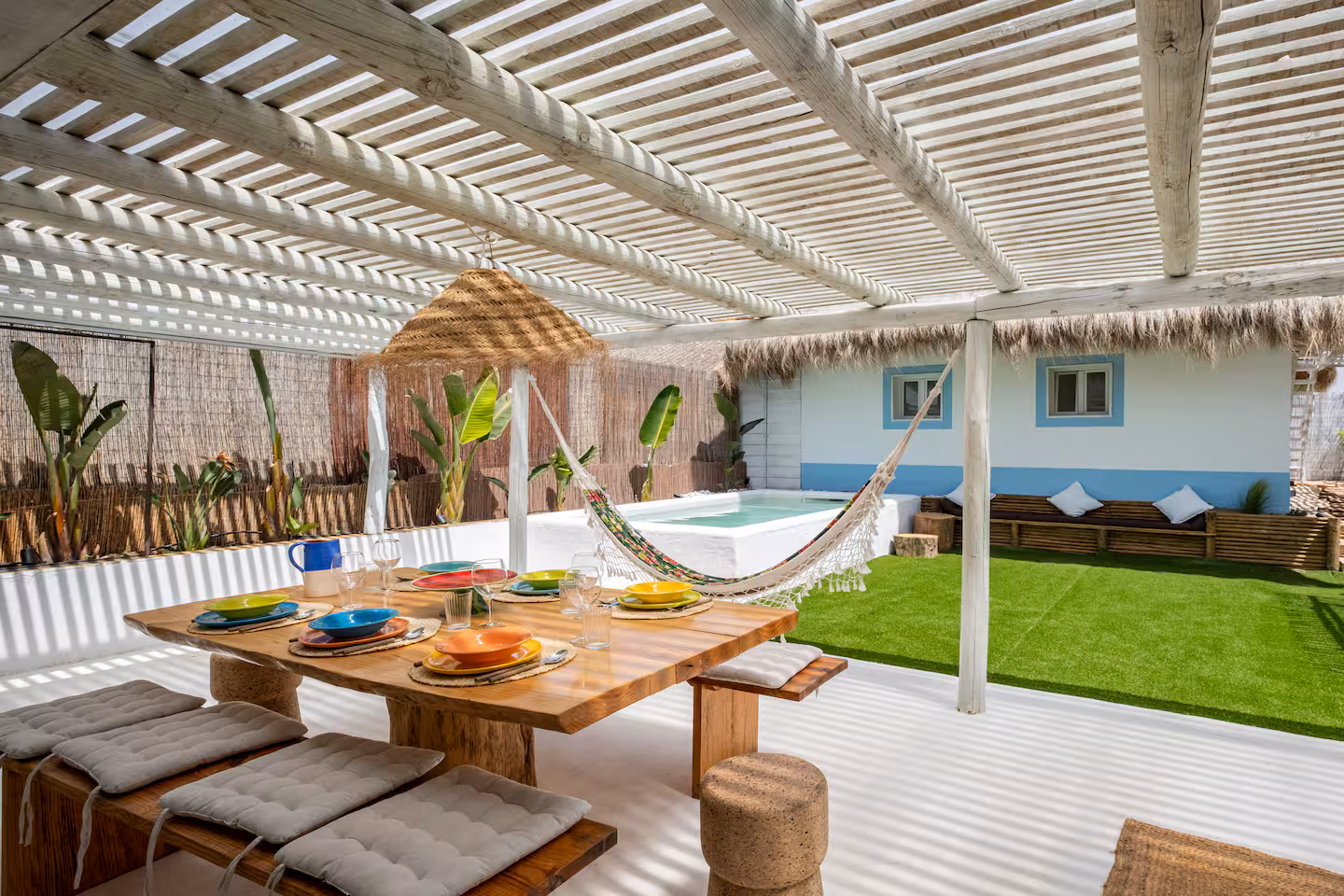 Hammock lounge