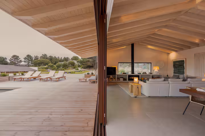 Open living pavilion